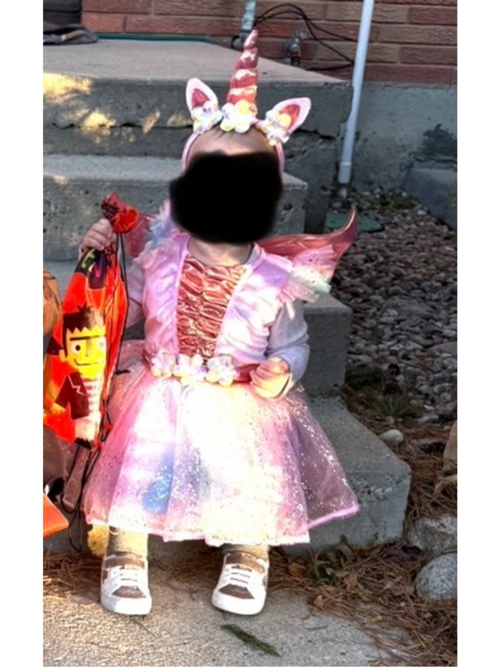 Spirit Halloween Rosie unicorn sz 3/4 toddler. Includes dress wings tail head
